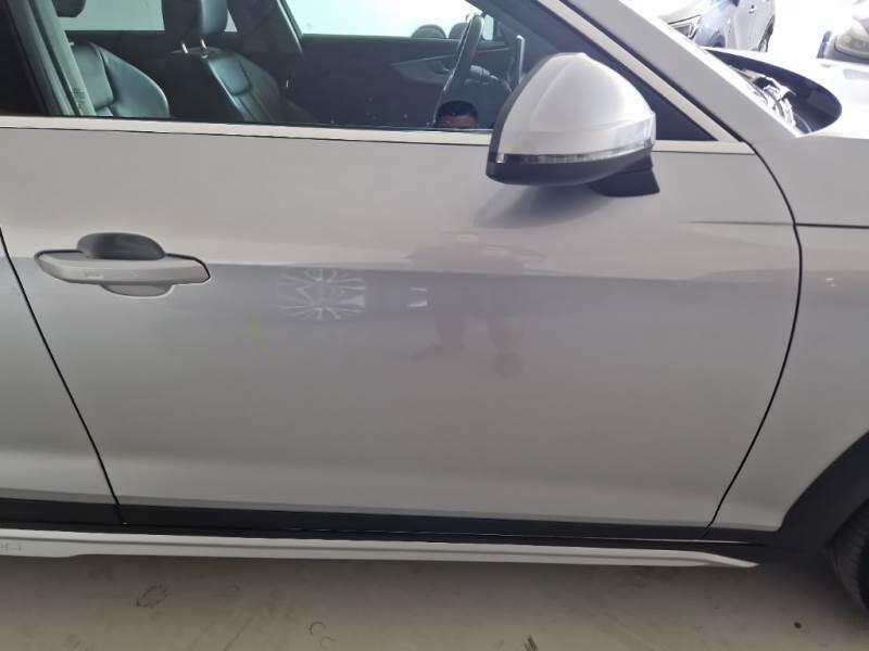 Audi A4 2.0 40 TDI QUATTRO S TRON. ID. CONTRAST - foto 32