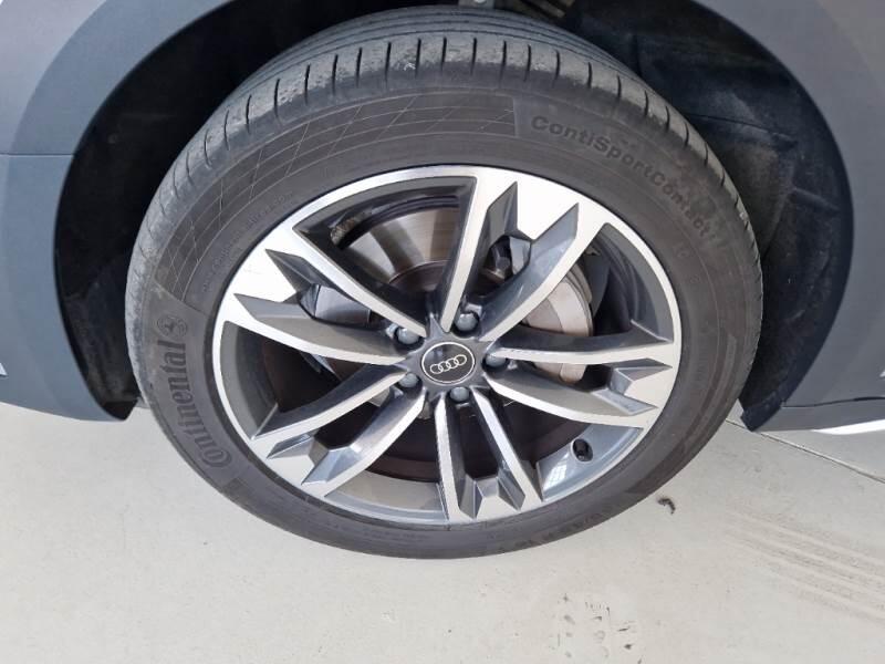 Audi A4 2.0 40 TDI QUATTRO S TRON. ID. CONTRAST - foto 52