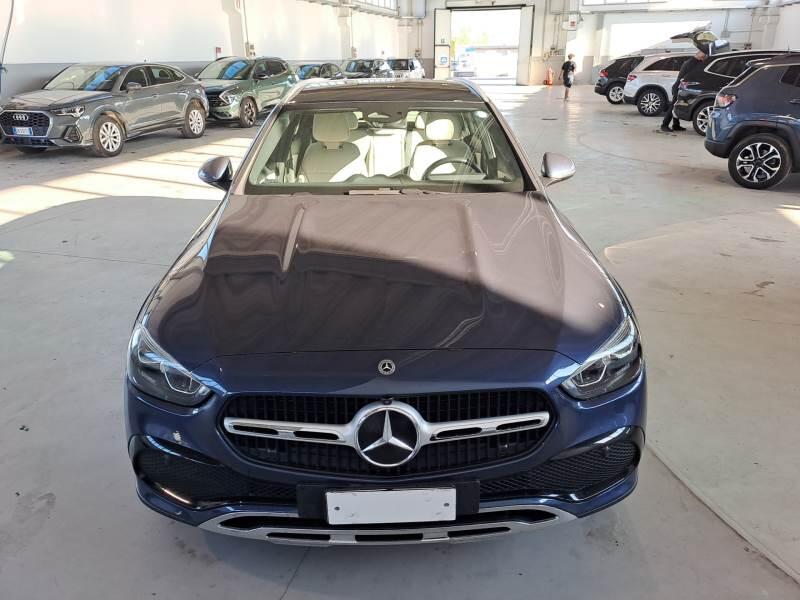 Mercedes C-Klasse-Kombi STATION WAGON 220D M.HYBR 4M ALL TERRAIN PREMIUM PLUS - foto 6