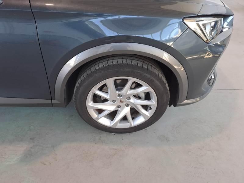 Cupra Formentor 1.4 E-HYBRID DSG - foto 47