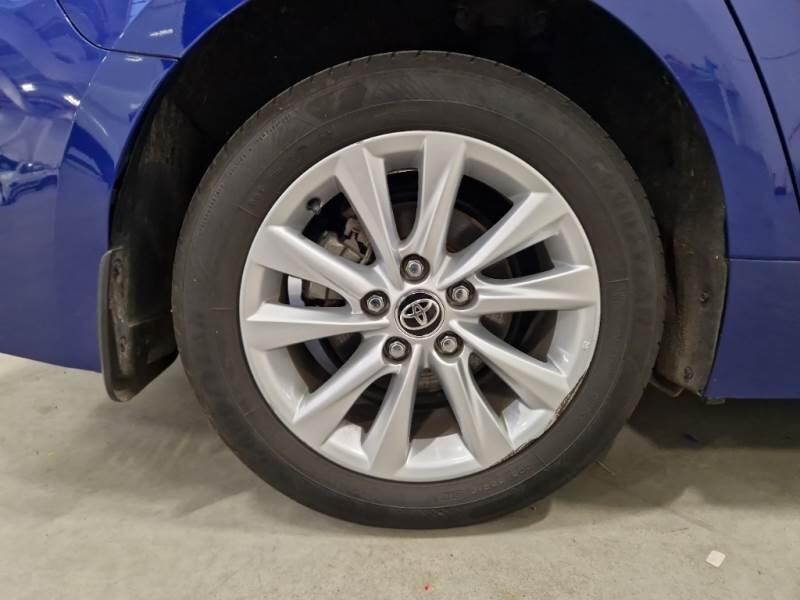 Toyota Corolla STATION WAGON TS 1.8 HYBRID ACTIVE MY23 - foto 18