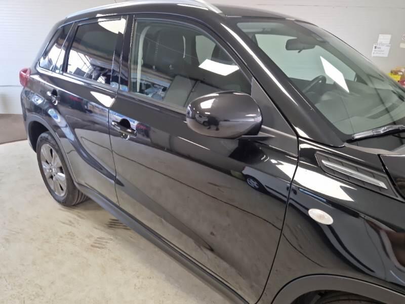 Suzuki Vitara SUV 1.4 BOOSTERJET HYBRID COOL - foto 74