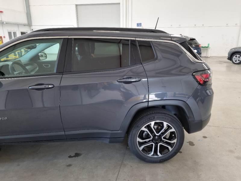 Jeep Compass 1.6 MJET II 96KW LIMITED - foto 54