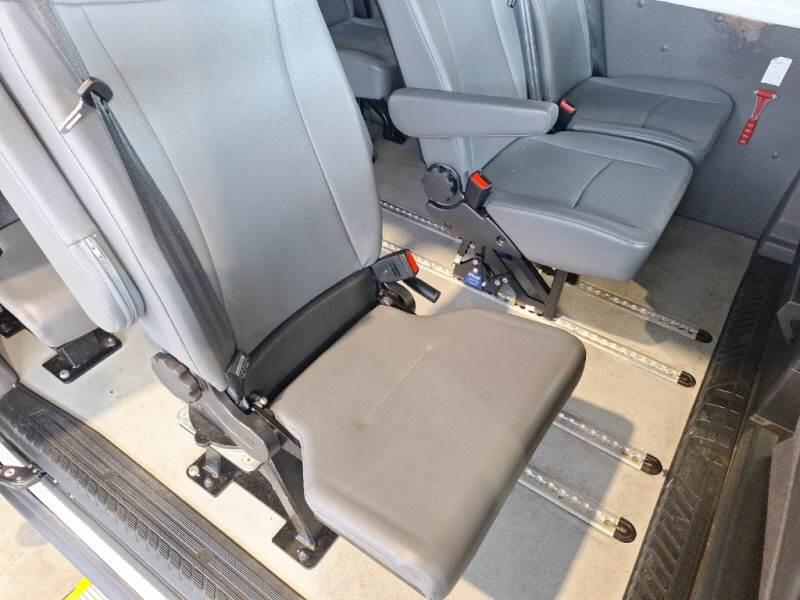 Ford Transit Kombi COMBI 350 L3H2 TREND 2.0 MHEV 130CV FOC DBS2 - foto 16
