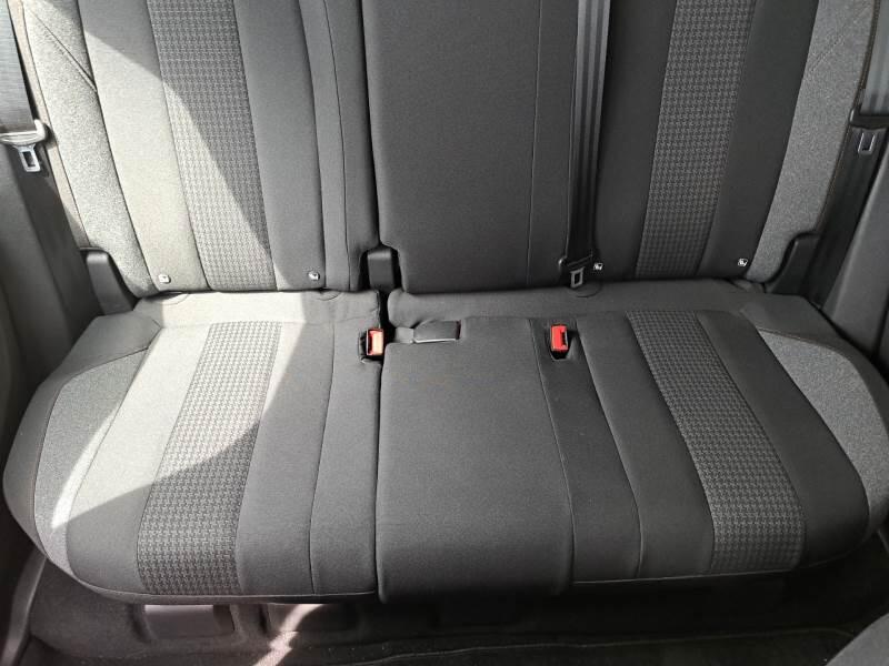 Peugeot 3008 130 EAT8 SeS ACTIVE PACK (AUTOCARRO) - foto 15