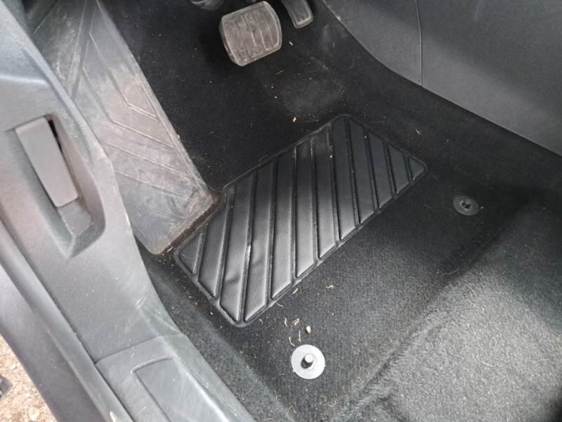 Peugeot 3008 130 EAT8 SeS ACTIVE PACK (AUTOCARRO) - foto 56