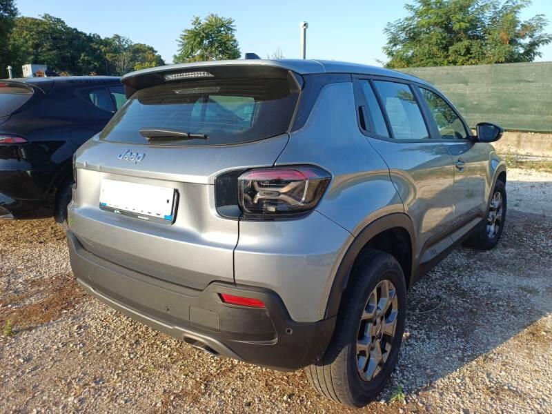 Jeep Avenger 1.2 MHEV E-HYBRID TURBO LONGITUDE - foto 2