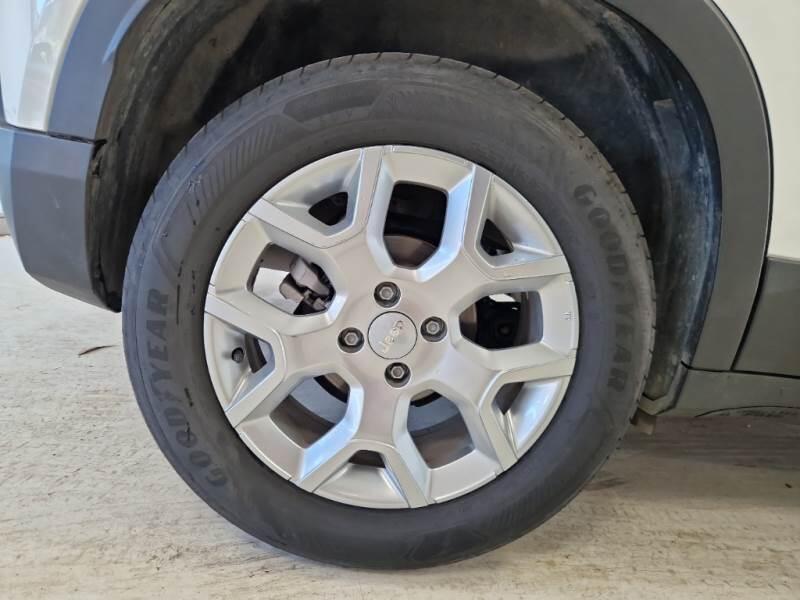 Jeep Avenger SUV 1.2 TURBO ALTITUDE - foto 18
