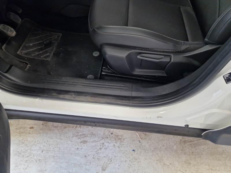 Jeep Avenger SUV 1.2 TURBO ALTITUDE - foto 70