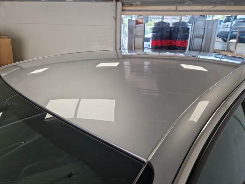 Peugeot 3008 SUV BLUEHDI 130 EAT8 SeS ALLURE - foto 21