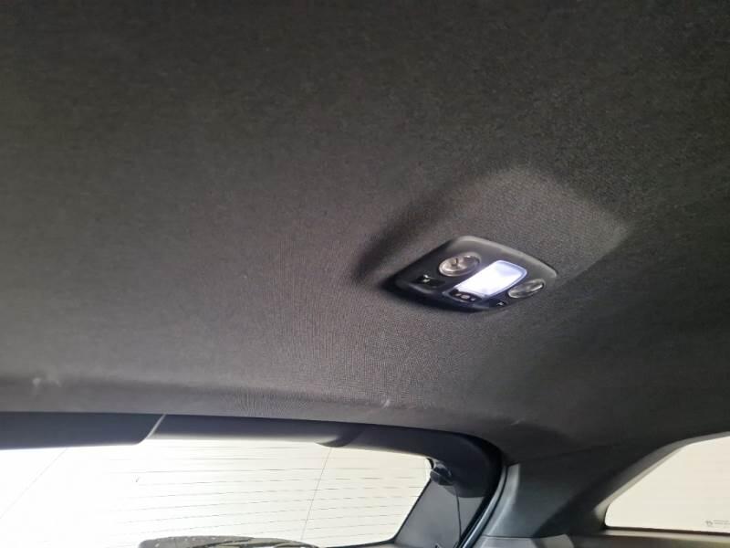 Peugeot 3008 SUV BLUEHDI 130 EAT8 SeS ALLURE - foto 100