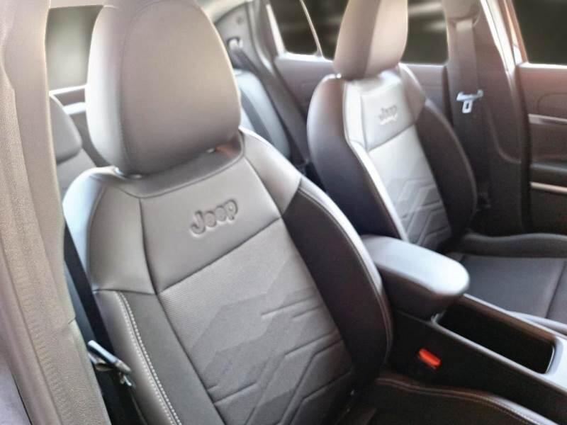 Jeep Avenger SUV 1.2 TURBO ALTITUDE - foto 13