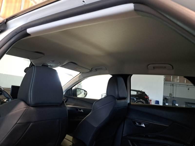 Peugeot 3008 130 EAT8 SeS ALLURE - foto 36