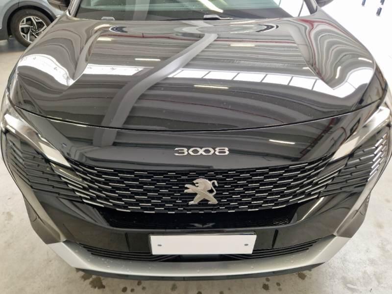 Peugeot 3008 130 EAT8 SeS ALLURE - foto 21