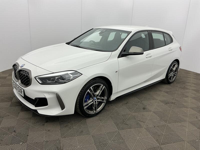Picture of BMW M135i Sporthatch 2.0 xDrive Steptronic Auto