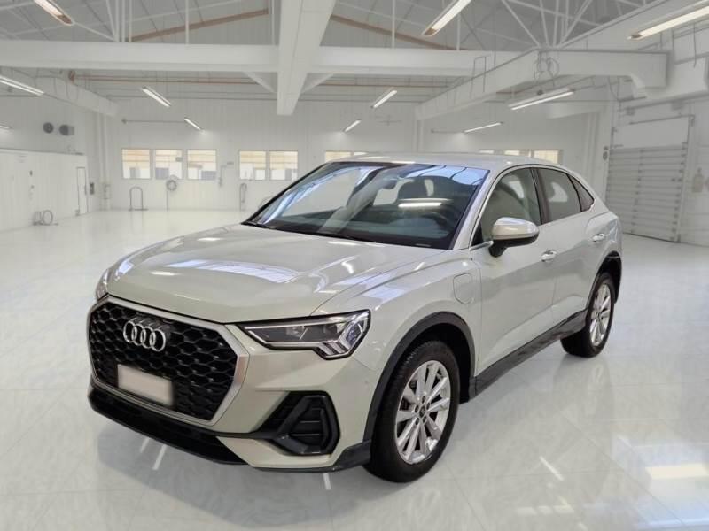 Audi Q3 SUV 45 TFSI E S TRONIC BUSINESS PLUS