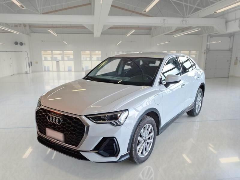 Audi Q3 SUV 45 TFSI E S TRONIC BUSINESS PLUS