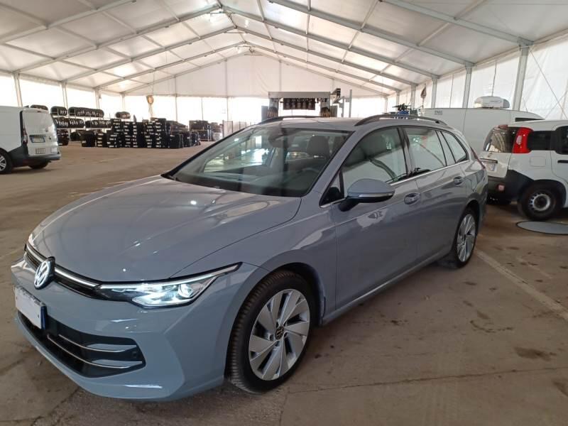Volkswagen Golf VIII Variant STATION WAGON 2.0 TDI SCR STYLE DSG