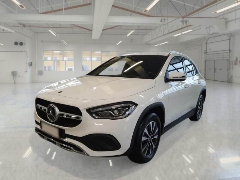 Mercedes GLA CROSSOVER 250 AUTOMATIC EQ-POWER BUS EXTRA