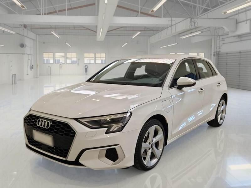Audi A3 BERLINA 40 TFSI E S TRONIC BUSINESS ADV. S.BACK