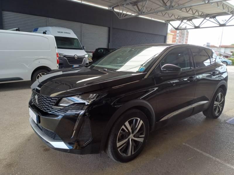 Peugeot 3008 BLUEHDI 130 EAT8 SeS ALLURE