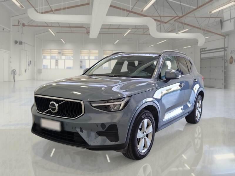 Volvo XC40 SUV B3 AUTOMATICO ESSENTIAL