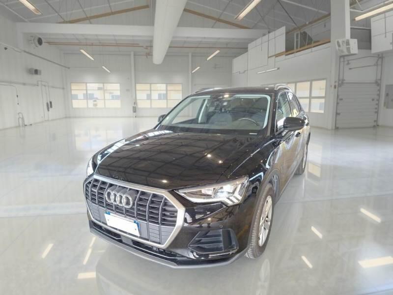 Audi Q3 SUV 35 TDI QUATTRO S TRONIC BUSINESS — Noleggio Lungo Termine Usato da €459/mese