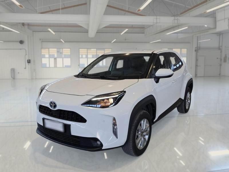 Toyota Yaris-Cross SUV 1.5H (116 CV) E-CVT BUSINESS — Noleggio Lungo Termine Usato da €348/mese
