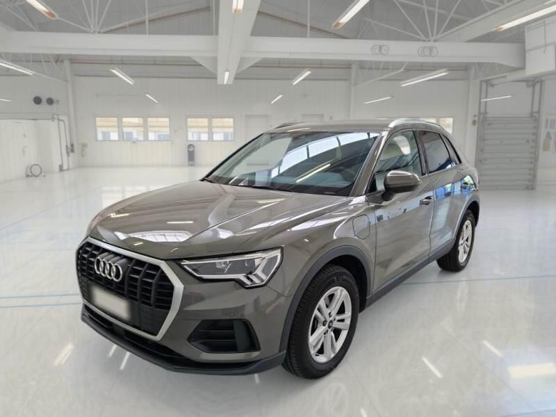 Audi Q3 45 TFSI E S TRONIC BUSINESS — Noleggio Lungo Termine Usato da €448/mese