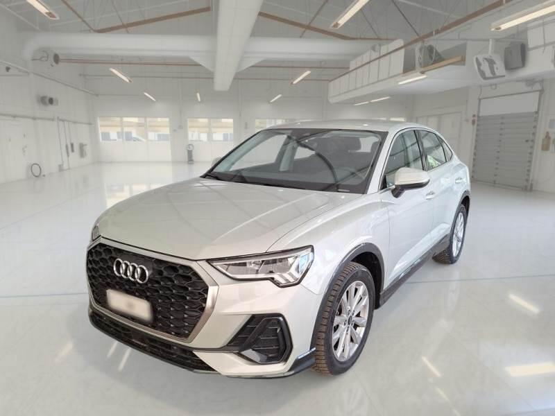 Audi Q3 35 TDI S TRONIC BUSINESS PLUS — Noleggio Lungo Termine Usato da €447/mese