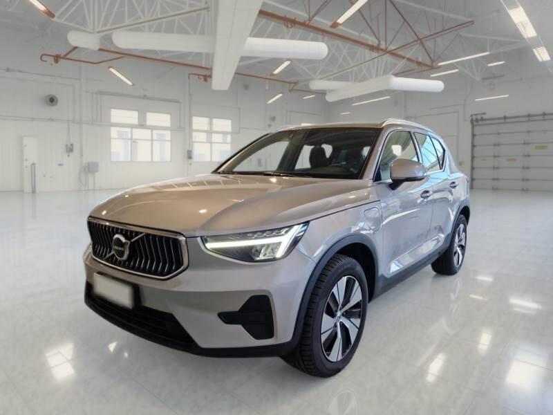Volvo XC40 T5 RECHARGE PLUG-IN AUTO PLUS BRIGHT — Noleggio Lungo Termine Usato da €443/mese